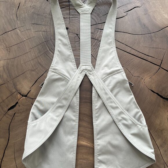 Rick Owens: EU46 Pearl Bauhaus Multi Pocket Utility Vest SS24 Lido - Picture 10 of 11